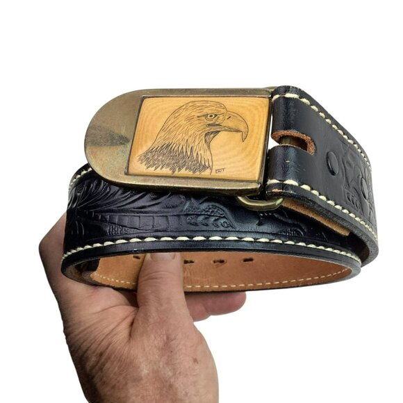 Justin Tooled Black Leather Belt Eagle Buckle Solid Brass Mens 28 Made In USA NW - Picture 9 of 9